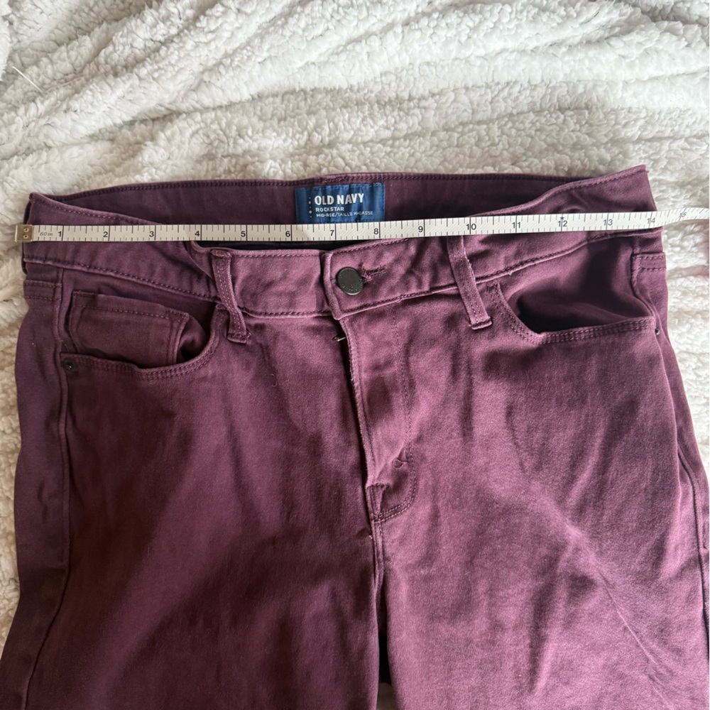 Old Navy Rockstar Midrise Deep Plum Skinny Jeans - Size 8 - Picture 5 of 7